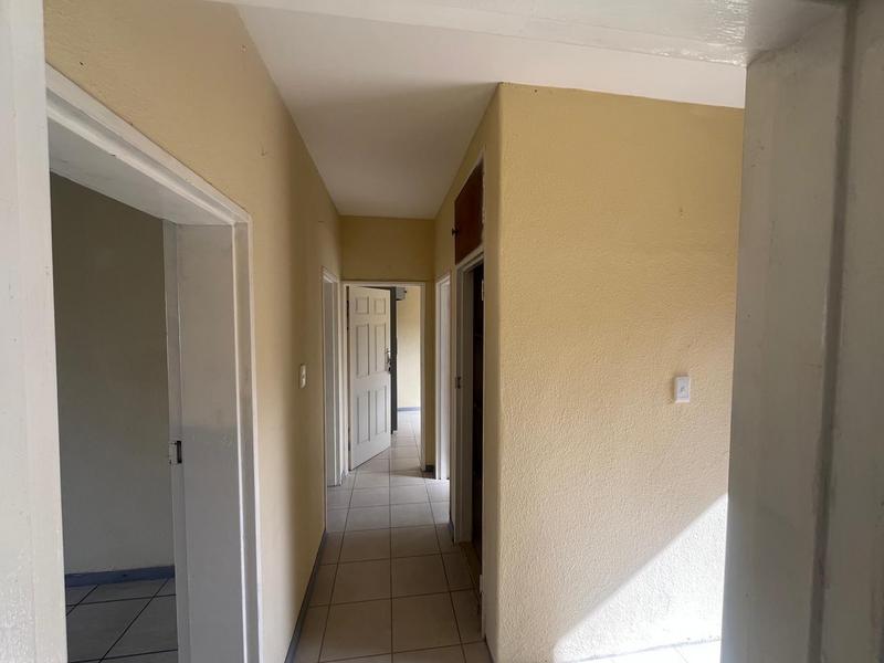 To Let 2 Bedroom Property for Rent in Parow Western Cape
